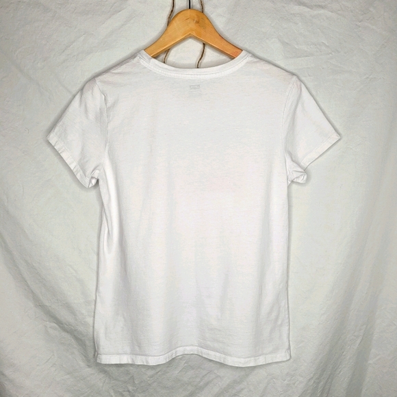 🤑 2/$30 🤑 Levi's White Graphic T-shirt - Picture 3 of 5